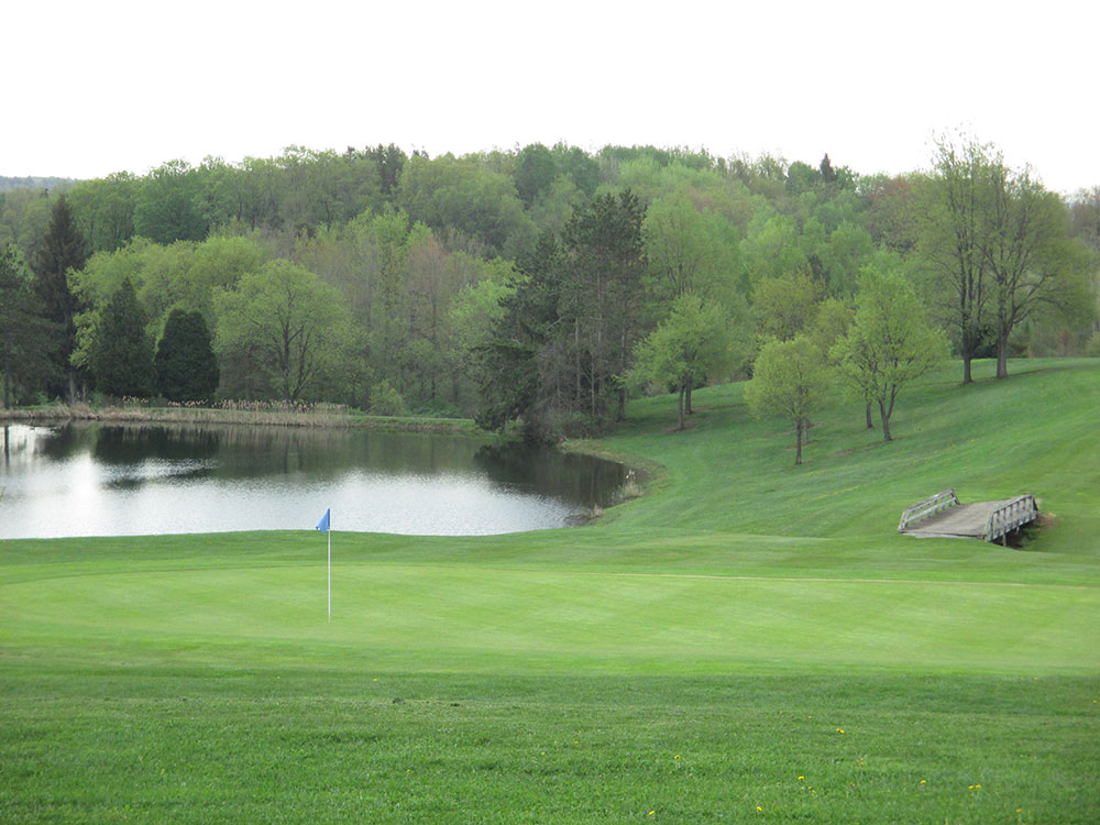 Rolling Hills Par 3 Golf Course 10739 Olean Road Chaffee, NY