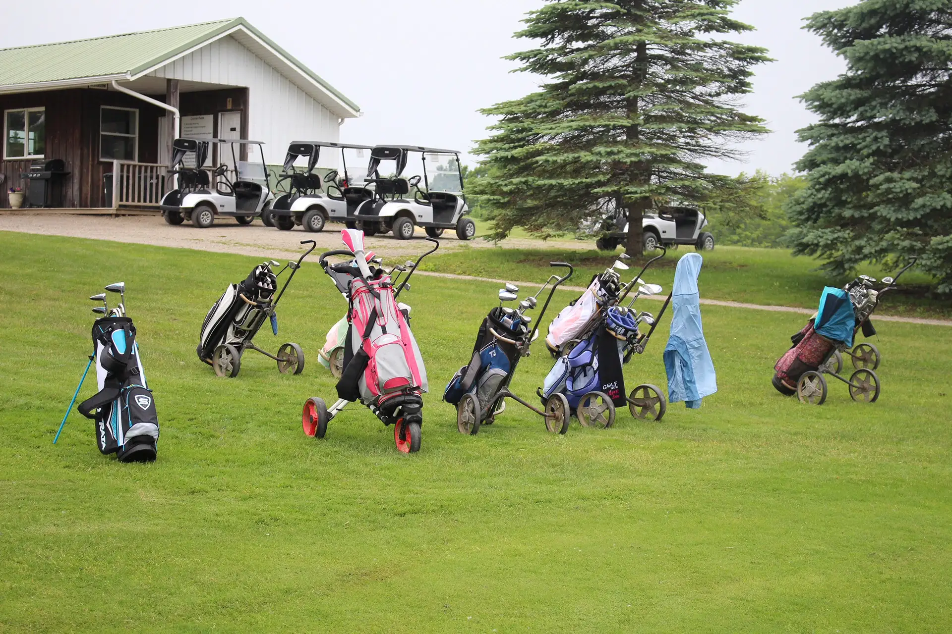 Rolling Hills Par 3 Golf Course